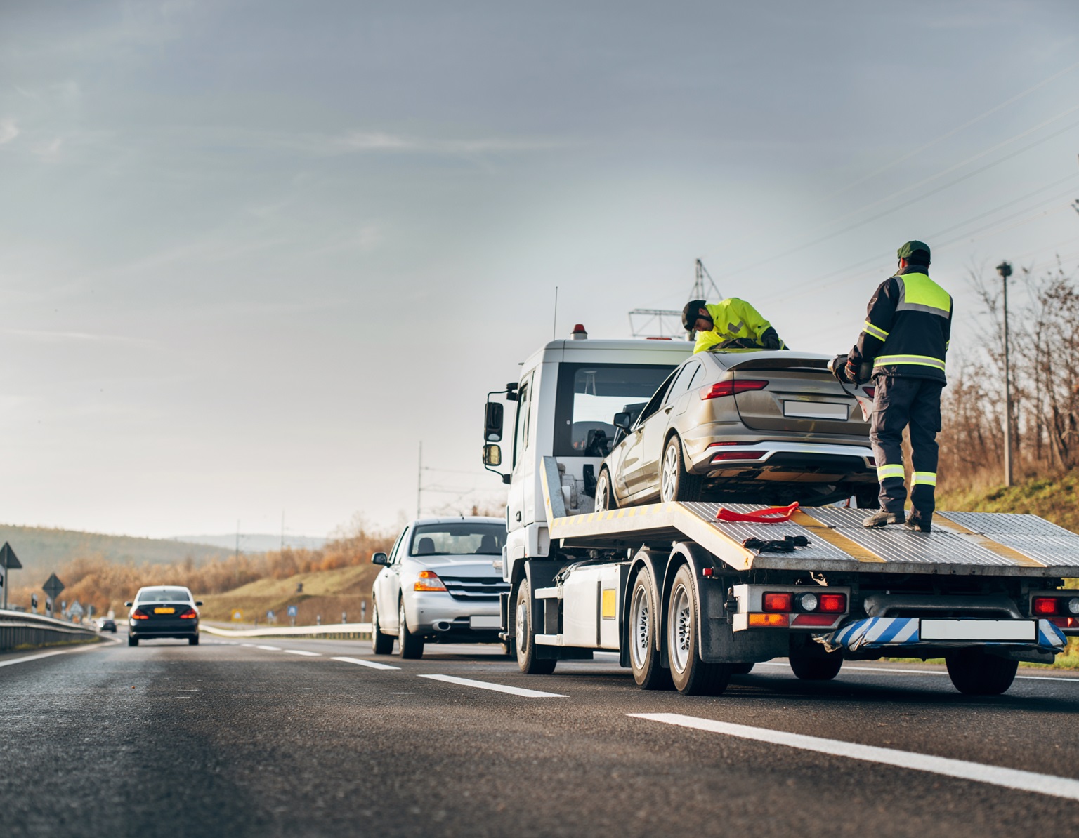 DIY Towing vs Professional Towing Services in WA: Risks and Benefits